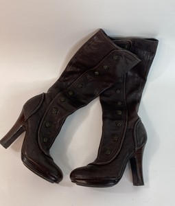 frye matilda button boots