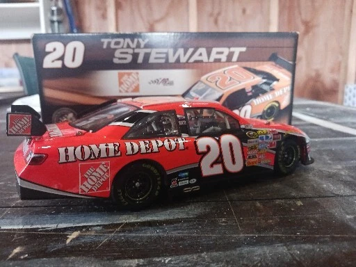 Tony Stewart #20 Home Depot 2008 Camry Action NASCAR coche escala 1:24 C208821HDTS Foto 4 de 4