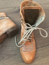 Stivali, stivaletti, stivaletti Vero Cuoio, numero 38, beige, borchie