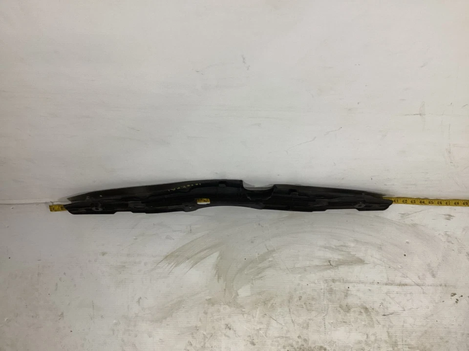 2010 - 2015 TOYOTA PRIUS UPPER RADIATOR SUPPORT COVER 53289-47030 OEM . - Image 2 of 4