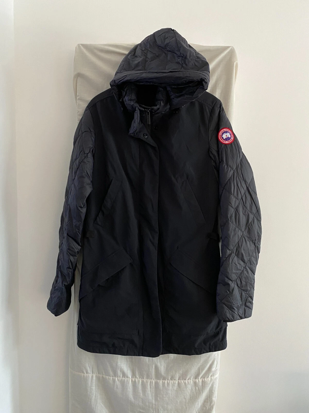 Piumino nero con cappuccio CANADA GOOSE BERKLEY taglia M