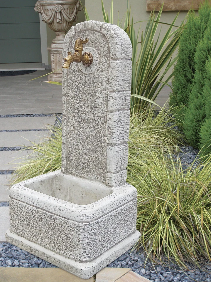 Wasserzapfstelle Wassersäule Standbrunnen Zierbrunnen Art56AN