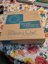 Set of 4 Pampered Chef 8" Dessert Plates 1996 White Gold Celebration Stars Dish 