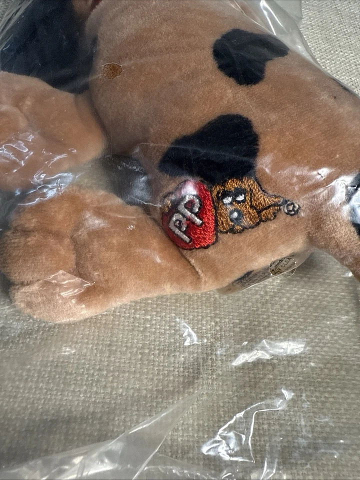 Mini juego de 4 cachorros Tonka Pound 1986 vintage negro tostado blanco gris felpa sellada Foto 3 de 4