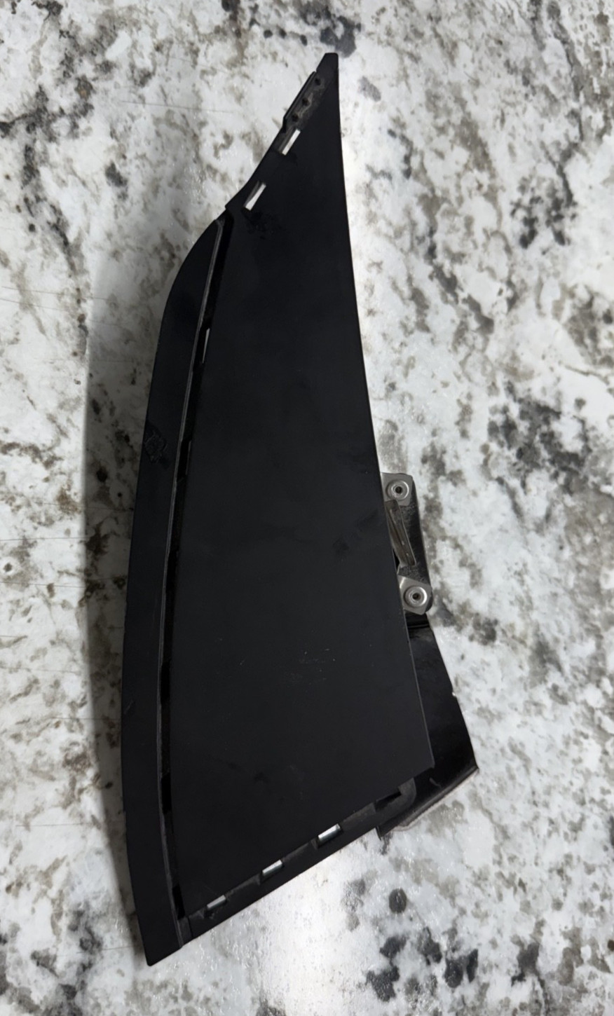 LAMBORGHINI HURACAN REAR PASSENGER RIGHT SIDE FENDER MOLDING 4T8853502
