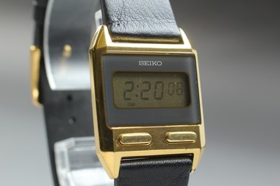 Vintage 1980 Seiko F231-4030 SGP Gold Digital Ultra Slim