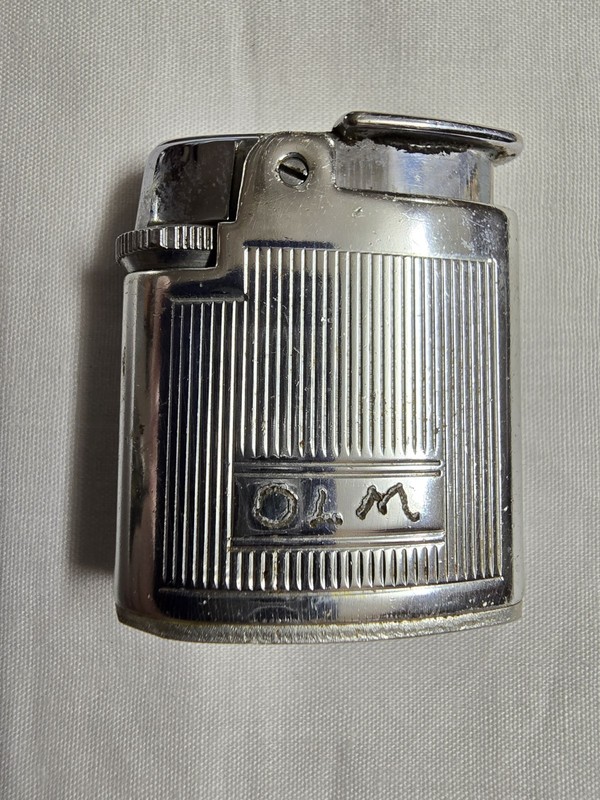 Vintage Ronson Art Metal Works Art Deco Varaflame Petite Lighter. RARE
