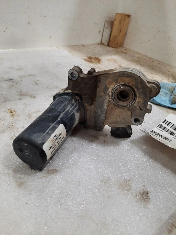 Caja de transferencia motor/actuador 2011 Ram1500 Sku#4281128 Foto 4 de 4