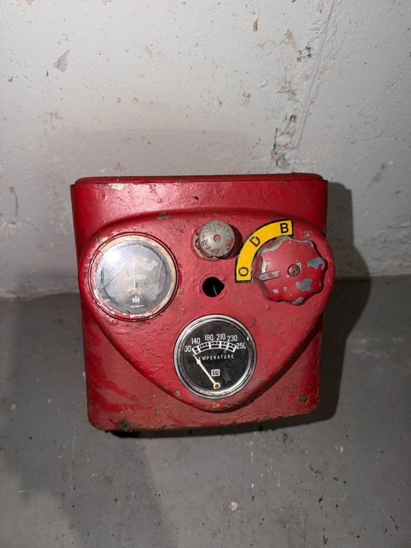 Farmall C, Super C, 200, 230 Dashboard