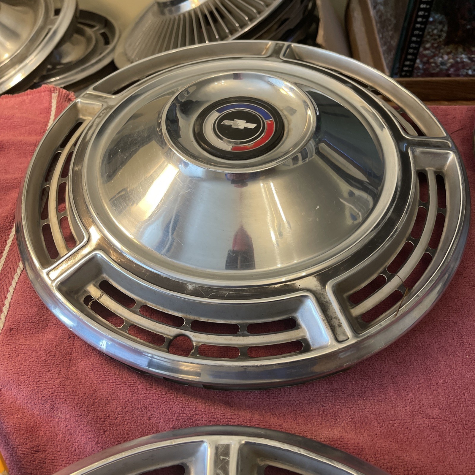 OEM 1968 68 Chevy Nova Chevelle Hub Cap 14" Wheel Cover Chevrolet GM Bowtie OE