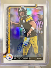 2025 Topps Chrome Football Aaron Rodgers White Refractor Auto 1/30