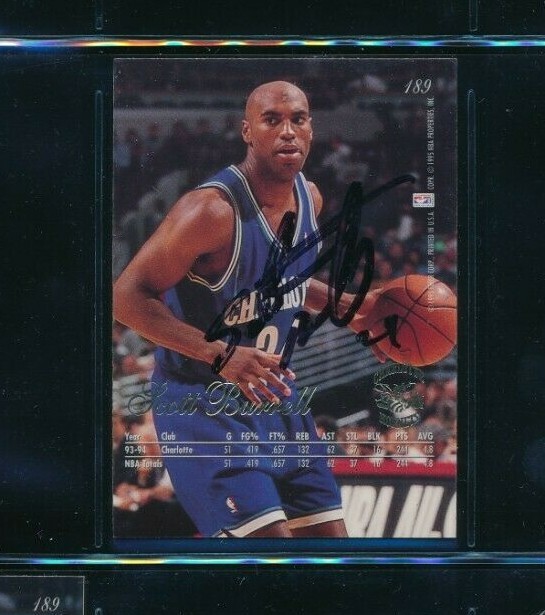1995 Fleer Flair #189 Scott Burrell Hornet On Back Signed Autograph (RR79) swsw6