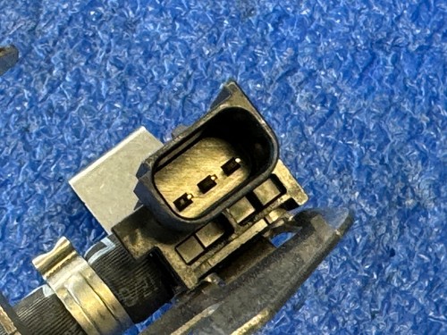 NUEVO SENSOR DE PRESIÓN DE ESCAPE GENUINO FORD FIESTA B-MAX CONNECT CV21-5H295-AC - Imagen 2 de 3
