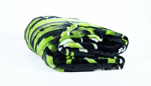 Signature Collection Best Bud Stick Together Super Soft Plush Queen Size Blanket - Picture 2 of 3