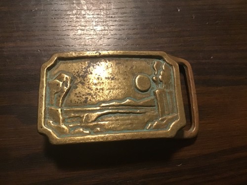 Solid Brass Ocean Cliffs Sunrise 1970s Hippie Vintage Belt Buckle MCM California - Picture 3 of 3