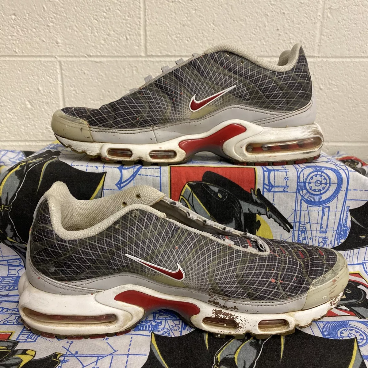 Air max plus wave grid grey sale