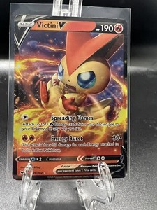 Victini V - 025/202 - Pokemon Sword & Shield - Ultra Rare - NM