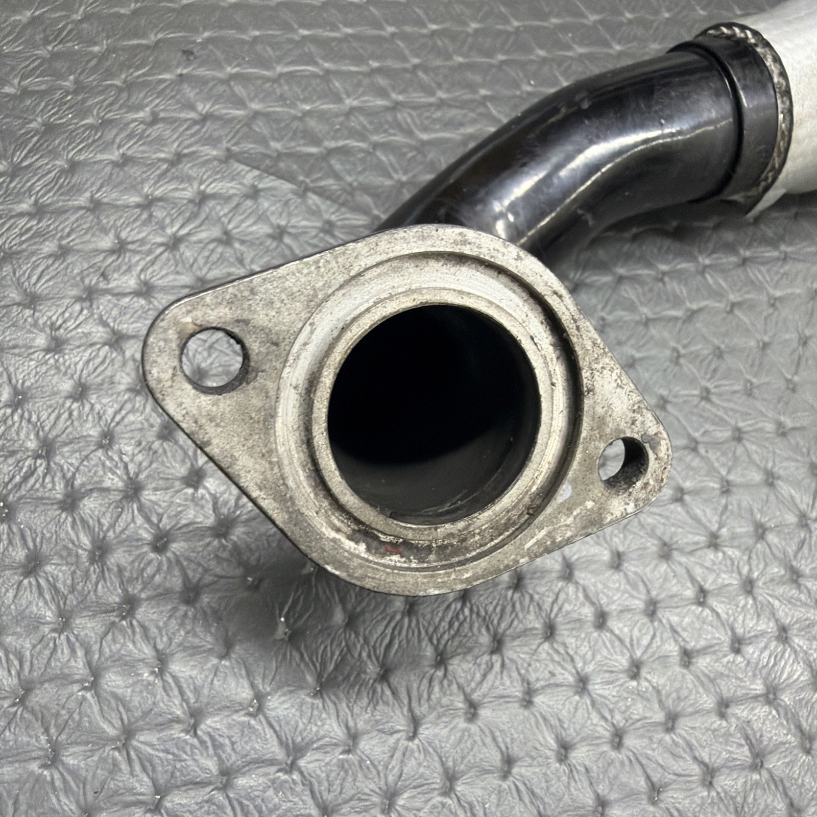Lamborghini Aventador Oil delivery pipe P/N 470115688A