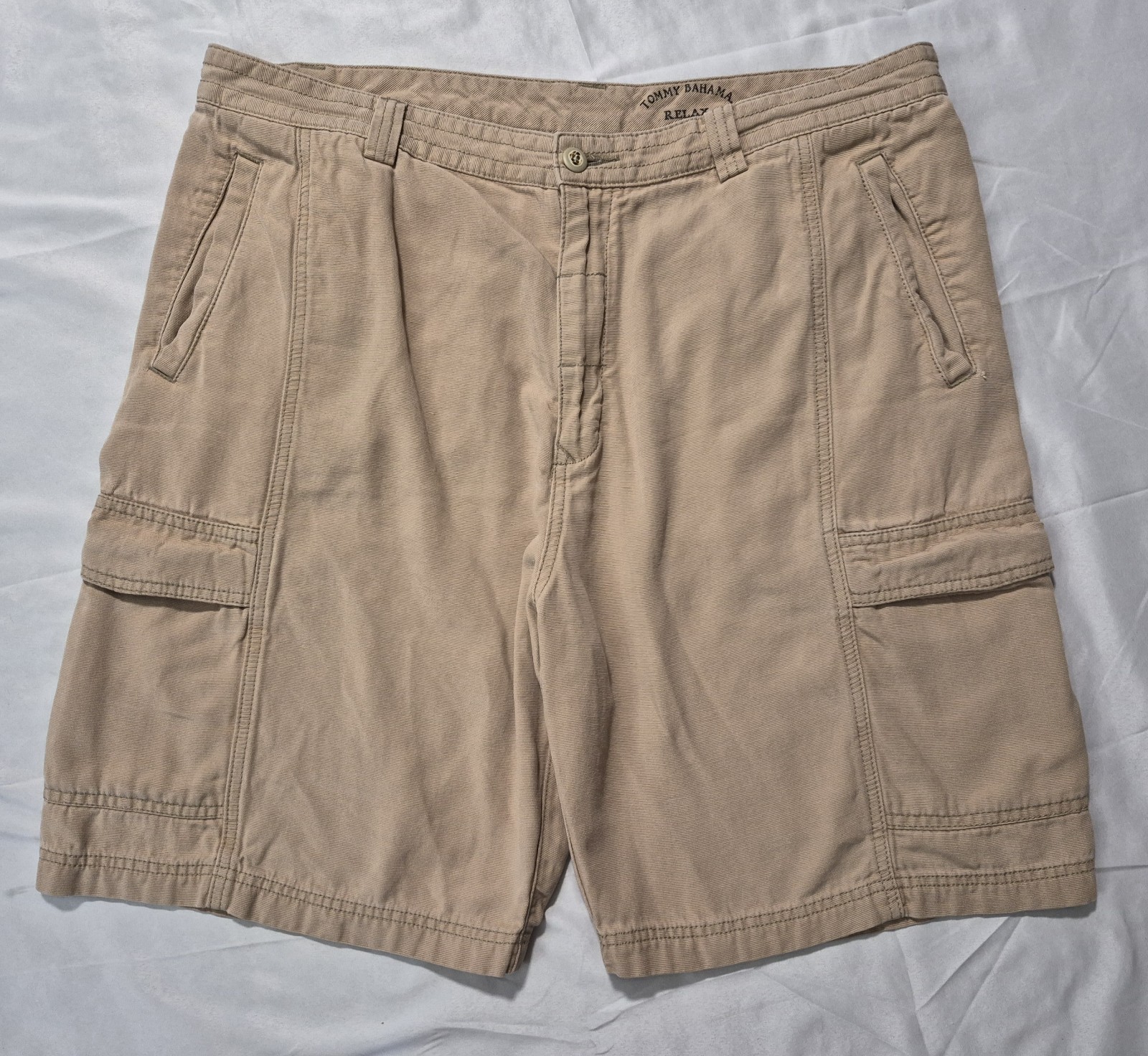 Tommy Bahama Shorts Men's Size 38 Khaki Relax Cargo Tencel Cotton Walking Casual
