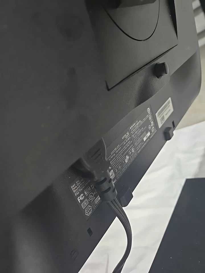 Old Dell 1950FP (For parts or repair) - Image 2 of 4