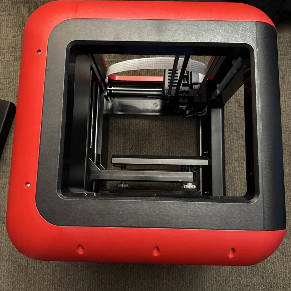 FlashForge Finder 3D Printer UNTESTED. PRINTER ONLY - Image 2 of 4