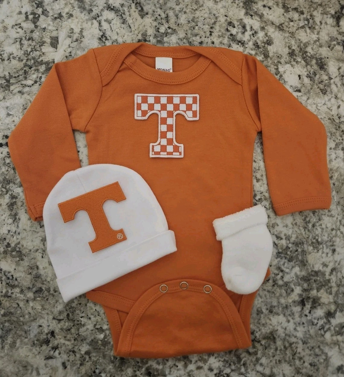 Tennessee baby/infant clothes Tennessee baby gift Vols baby cloths