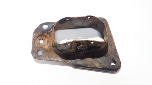 1k0505130j Кронштейн балки - Hinten rechts  Volkswa DE1545645-05