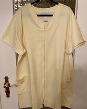 Sweetshirt Jacke Neuwertig Gr.2 X (Gr. 52/54 von Cypres Team Kurzarm