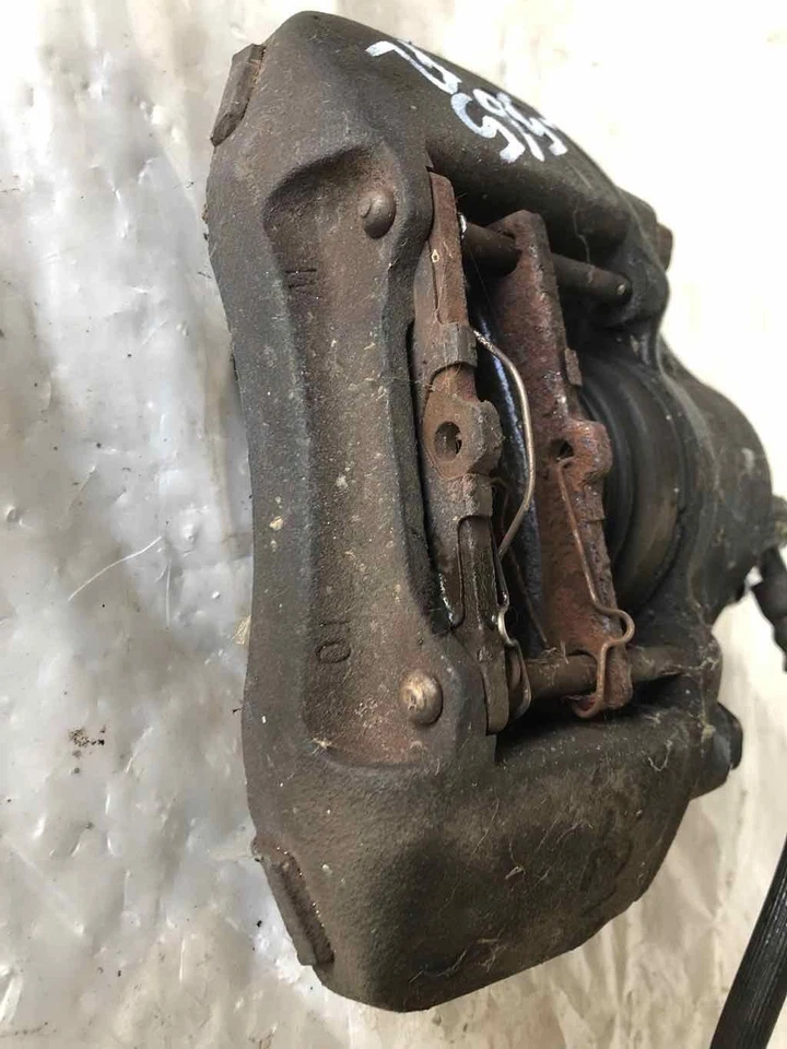 Ford Escort 2002 pinza de freno de disco del conductor delantero izquierda LH 2,0 L ZX2 cupé OEM Foto 2 de 4