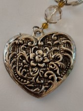 Detailed Floral Heart Charm Keychain