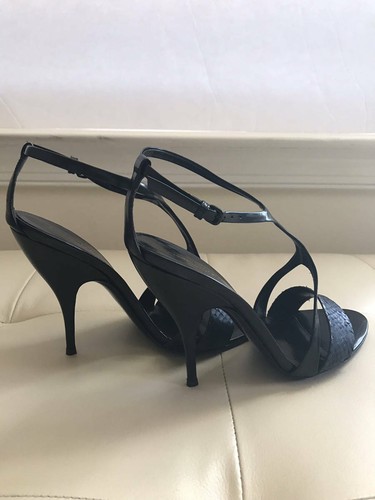 Sandalias Narciso Rodriguez Arnés Correa en T Talla 8US/38EUR Precio de venta sugerido por el fabricante $1095 - Imagen 9 de 12