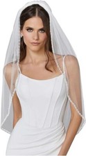 1 Tier Crystal Pearl Beaded Edge Bridal Wedding Veil Fingertip Length off white