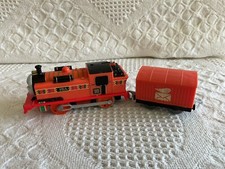 Coche de carga Nia & Mail 2013 Thomas & Friends Trackmaster motorizado tren