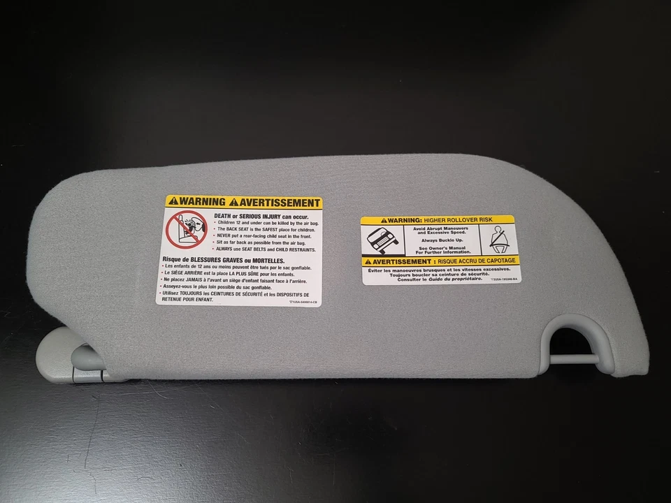 2002-2005 Ford Explorer Mercury Mountaineer Sun Visor Pair Set Driver Passenger - Image 2 of 4
