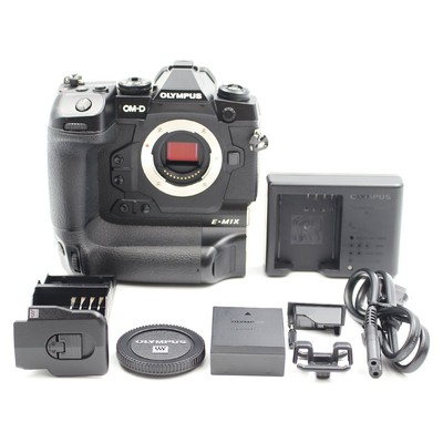 Olympus OM-D E-M1X 20.3MP Mirrorless Digital Camera Body tested