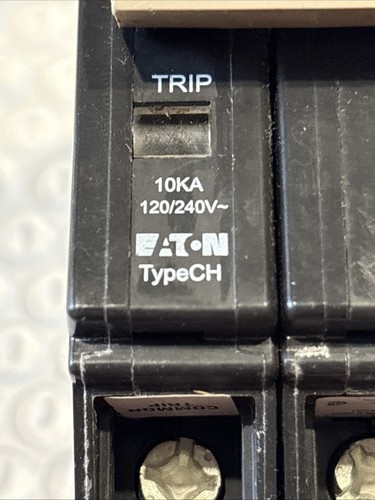 Eaton Cutler-Hammer CH240 CHF240 40 Amp 2 Pole 120/240V 10kA, New Open Box - Picture 2 of 7