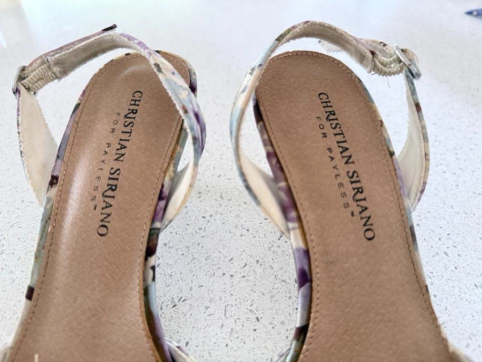 Christian Siriano Punta Punta Gatito Tacones Talla 7 Suave Patrón Floral Foto 2 de 4