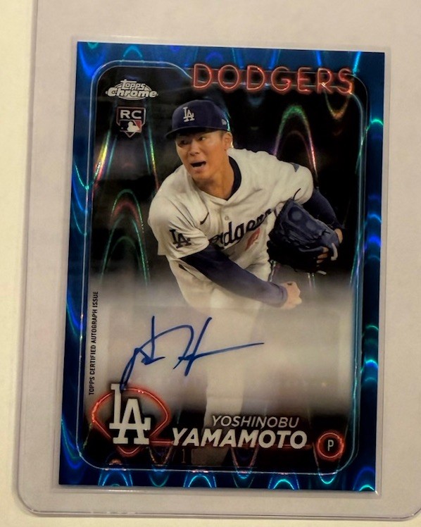 2024 TOPPS CHROME UPDATE YOSHINOBU YAMAMOTO AUTO RC BLUE RAYWAVE #/150