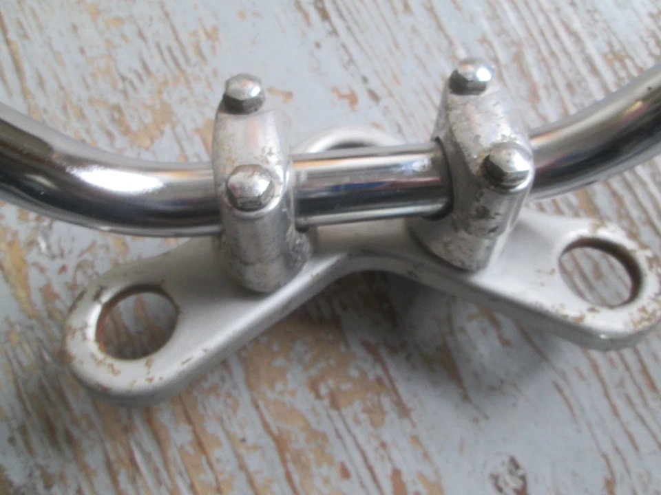 Manillar vintage Yamaha 1972 JT2 / JT2MX 367-26111-03-00 con abrazadera superior Foto 3 de 4