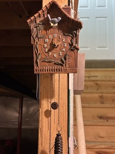 VINTAGE GERMAN MOVING BLUE BIRD CUCKOO CLOCK -RUNS