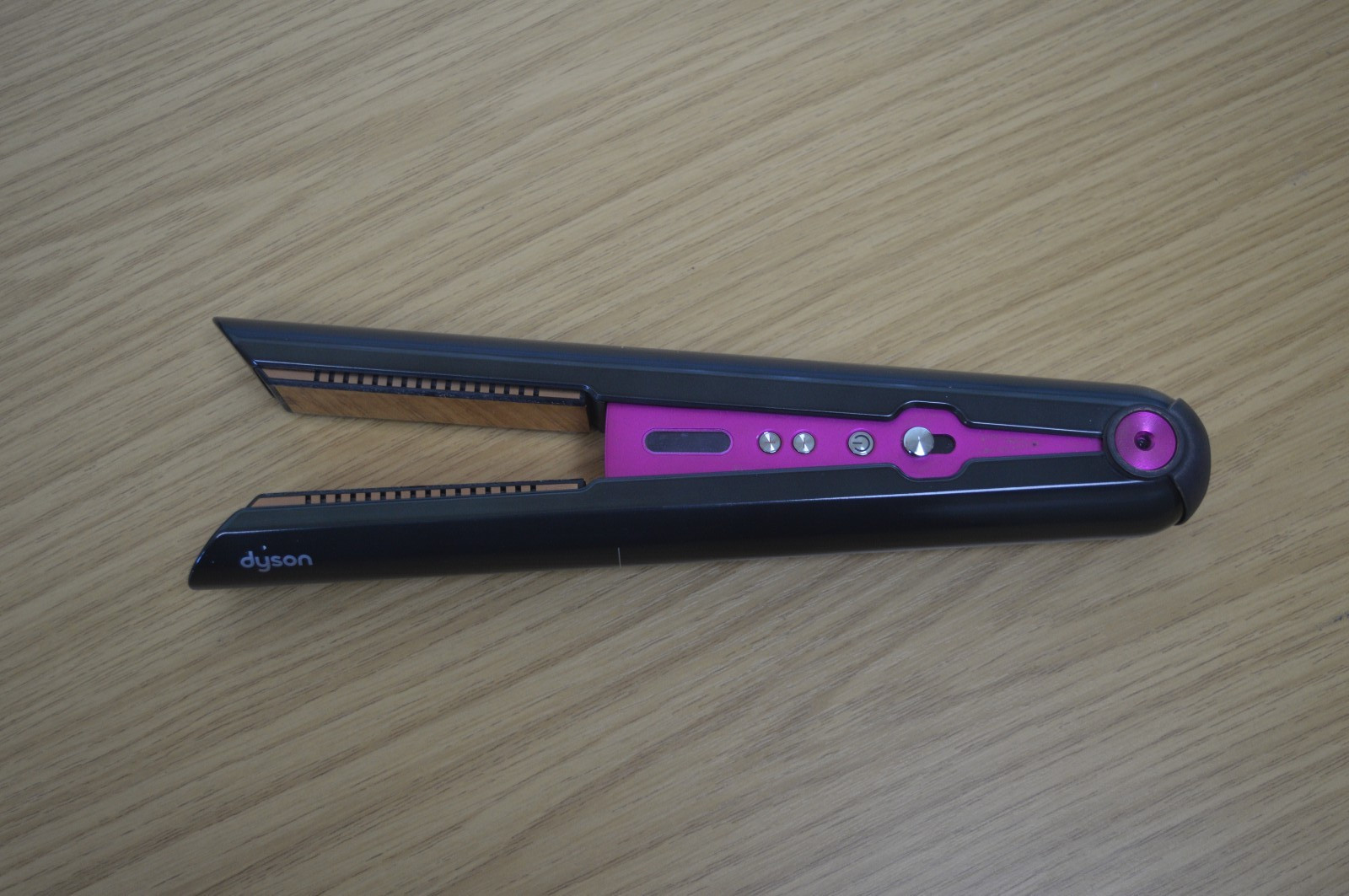 Dyson Corrale HS03 Hair Straightener - Black Nickel Fuchsia - FAULTY #510