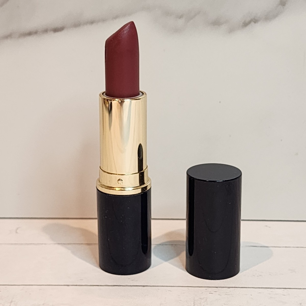 口紅 sold out RARE Discontinued Estee Lauder Lipsticks NWOB**Choose from Various