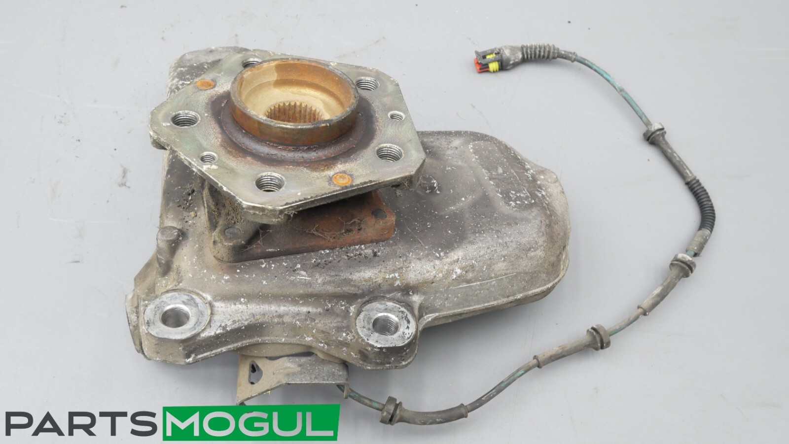 03-08 MASERATI QUATTROPORTE M139 FRONT RIGHT SPINDLE KNUCKLE WHEEL HUB OEM