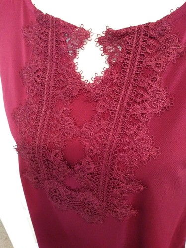 Dressbarn Womens Deep Red Sleeveless Blouse Delicate Sz Medium NWT Reg $29.95 - Picture 2 of 12