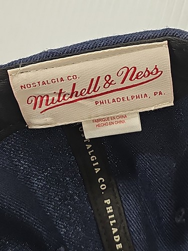 Cappello snapback Memphis Grizzlies Mitchell & Ness berretto scritta logo 3D blu navy e grigio - Foto 7 di 9
