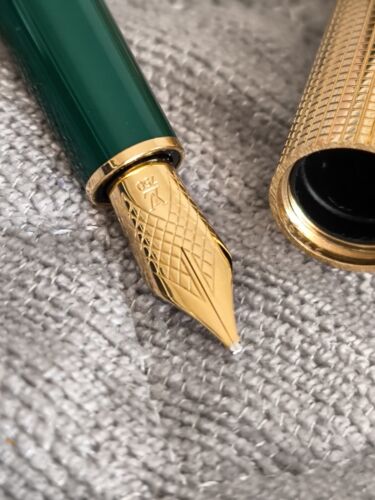 Rare Louis Vuitton Doc fountain pen by Omas gold and green lacquer - Bild 14 von 24