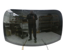 Lunette arrière Infiniti Q70