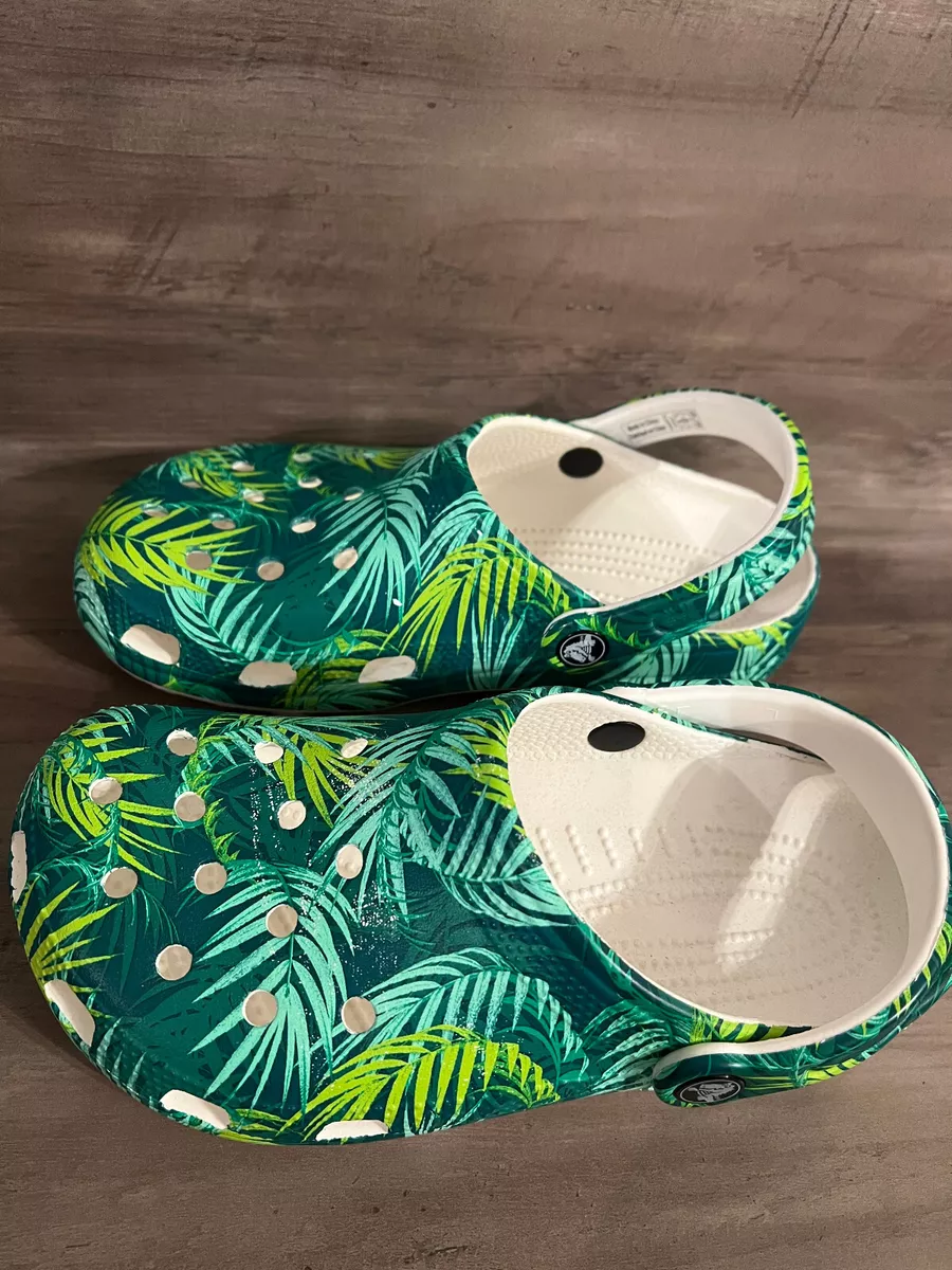 Crocs Classic Tropical Leaf Vacay Vibes Clog Size Women s Size Men