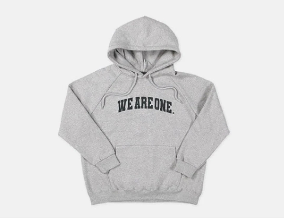 EXO 2024 SEASONS GREETINGS HOODIE SET WE ARE ONE BAEKHYUN Photocard EXO-L KPOP - Image 2 of 4