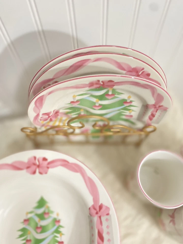 Sanyo Christmas Dishes With Pink Bows And Christmas Tree- 4 Bowls-3 Small Plates - Image 4 of 4
